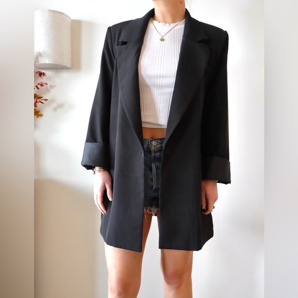 Oversized Black Blazer - Pretty Little Thing - Picture 3 of 3